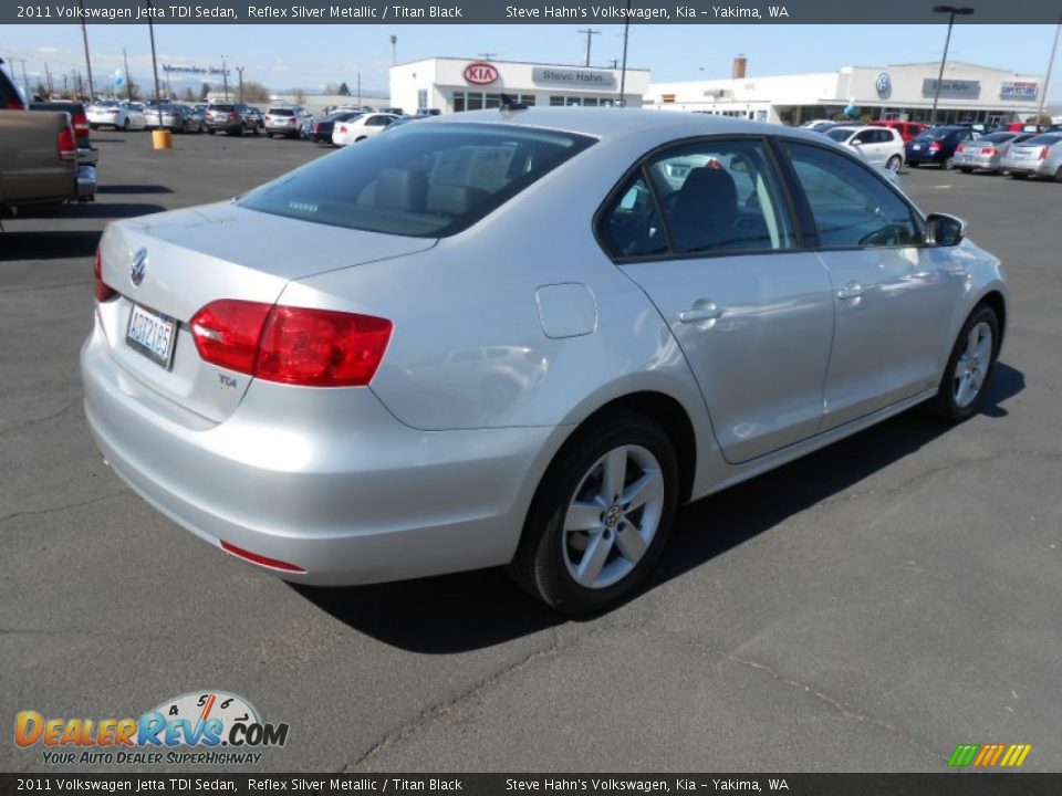 2011 Volkswagen Jetta TDI Sedan Reflex Silver Metallic / Titan Black Photo #14
