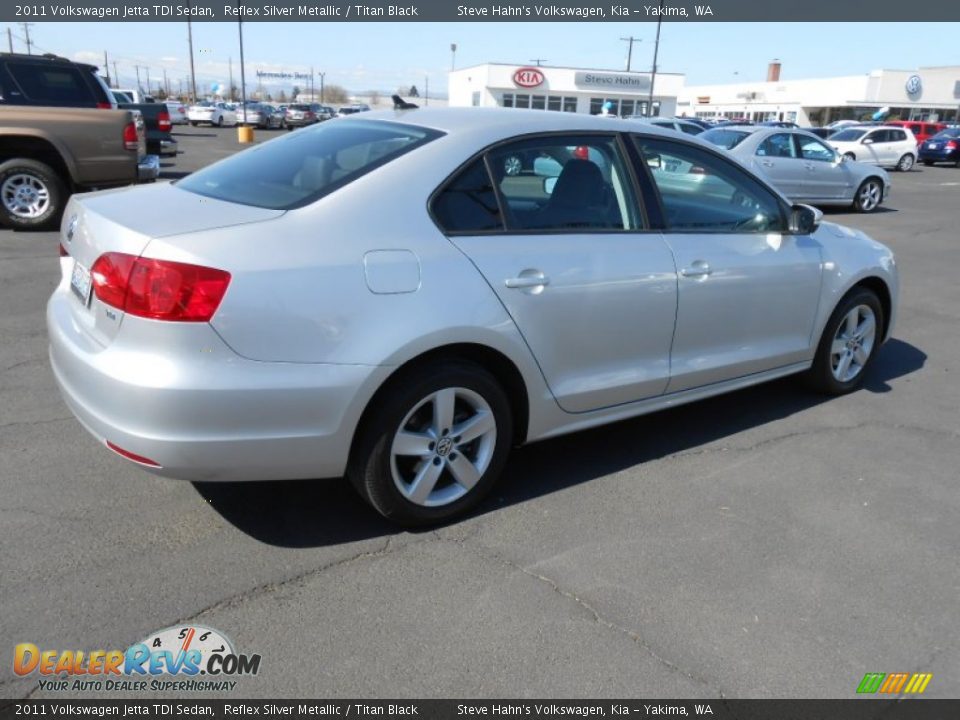 2011 Volkswagen Jetta TDI Sedan Reflex Silver Metallic / Titan Black Photo #15