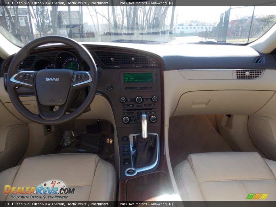2011 Saab 9-5 Turbo6 XWD Sedan Arctic White / Parchment Photo #12