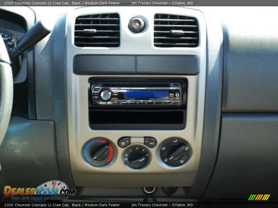 2005 Chevrolet Colorado LS Crew Cab Black / Medium Dark Pewter Photo #12