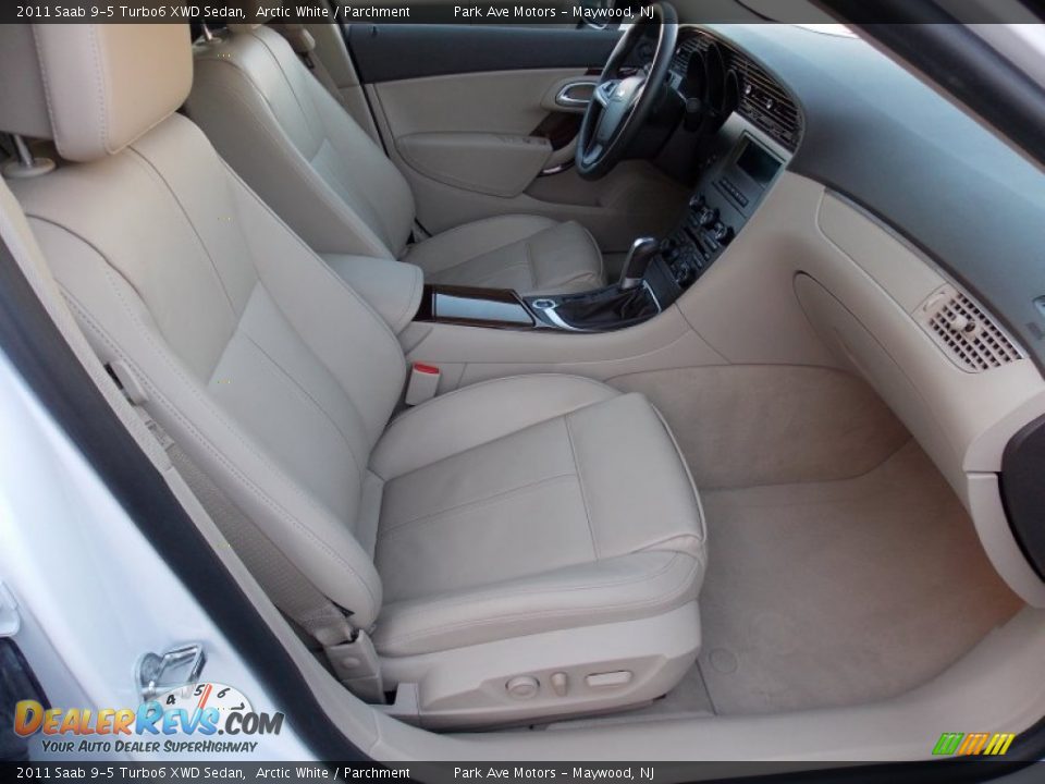 2011 Saab 9-5 Turbo6 XWD Sedan Arctic White / Parchment Photo #21
