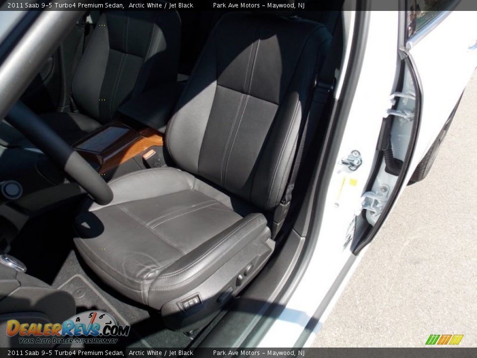 2011 Saab 9-5 Turbo4 Premium Sedan Arctic White / Jet Black Photo #10