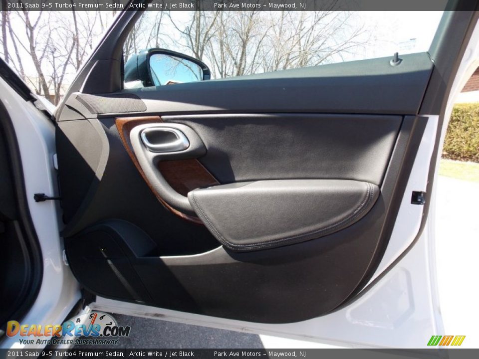 2011 Saab 9-5 Turbo4 Premium Sedan Arctic White / Jet Black Photo #15
