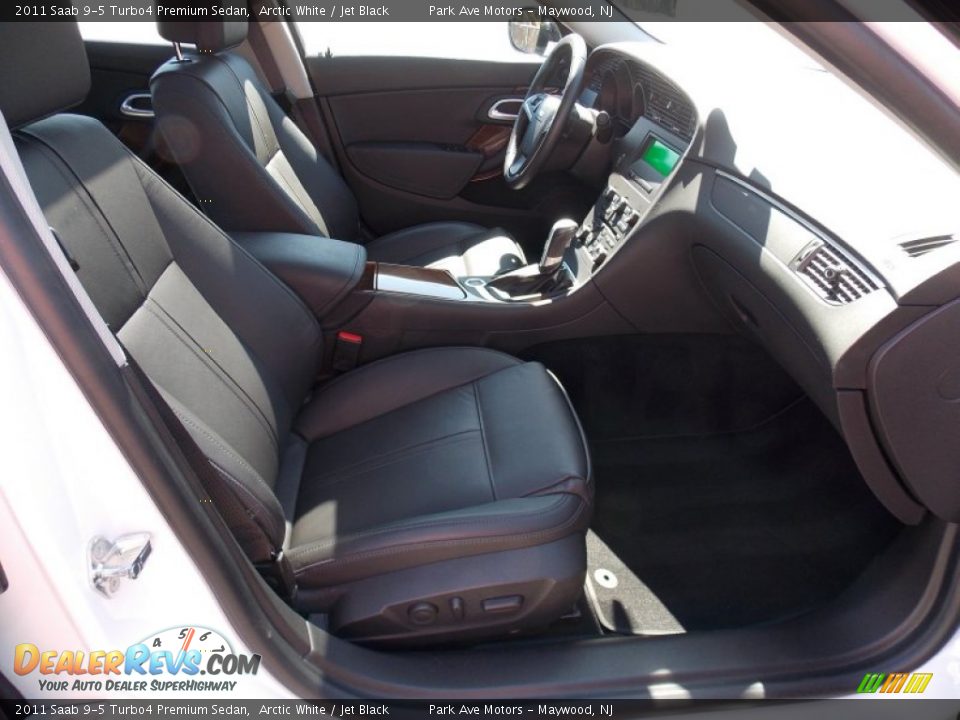 2011 Saab 9-5 Turbo4 Premium Sedan Arctic White / Jet Black Photo #17