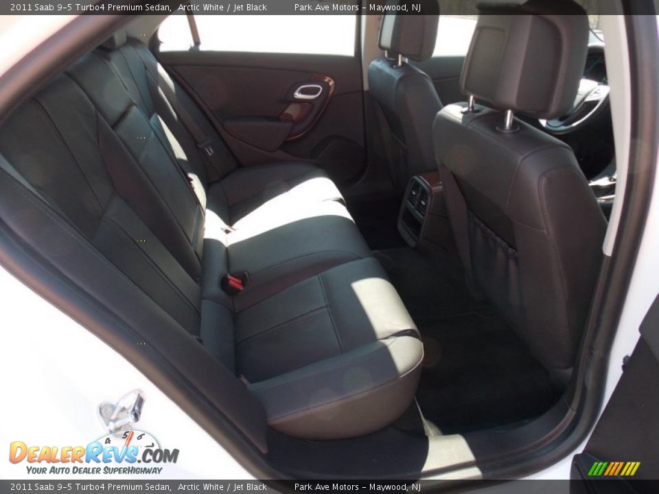 2011 Saab 9-5 Turbo4 Premium Sedan Arctic White / Jet Black Photo #19
