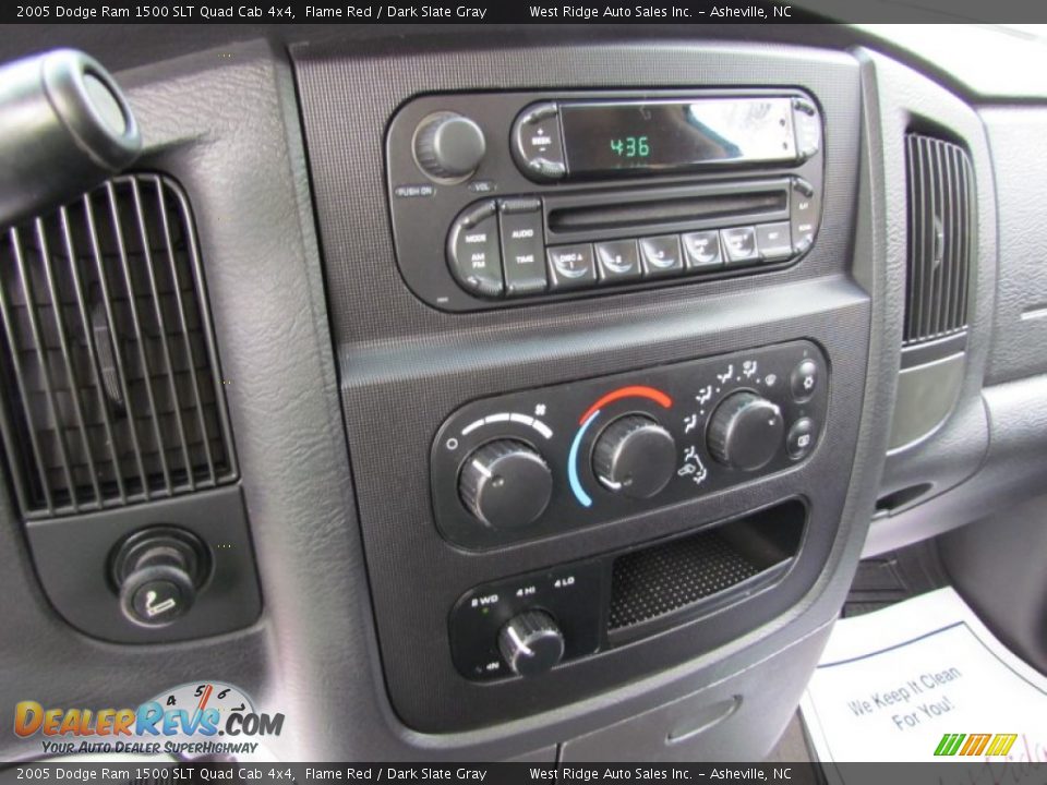 2005 Dodge Ram 1500 SLT Quad Cab 4x4 Flame Red / Dark Slate Gray Photo #21