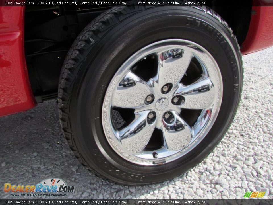 2005 Dodge Ram 1500 SLT Quad Cab 4x4 Flame Red / Dark Slate Gray Photo #23