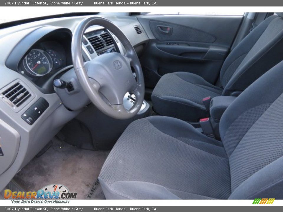 2007 Hyundai Tucson SE Stone White / Gray Photo #4