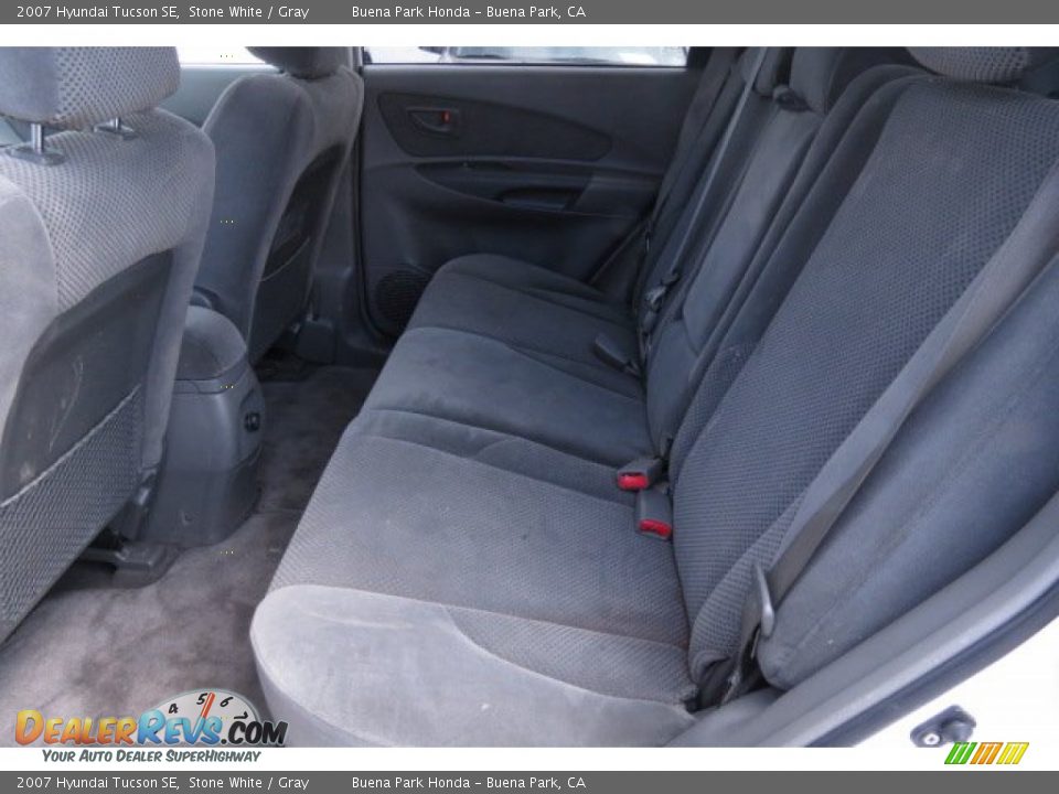 2007 Hyundai Tucson SE Stone White / Gray Photo #5