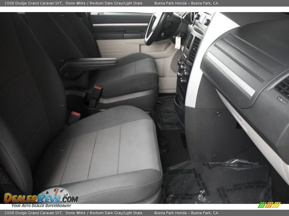 2008 Dodge Grand Caravan SXT Stone White / Medium Slate Gray/Light Shale Photo #25