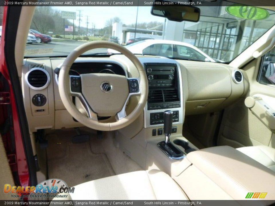 Dashboard of 2009 Mercury Mountaineer Premier AWD Photo #17