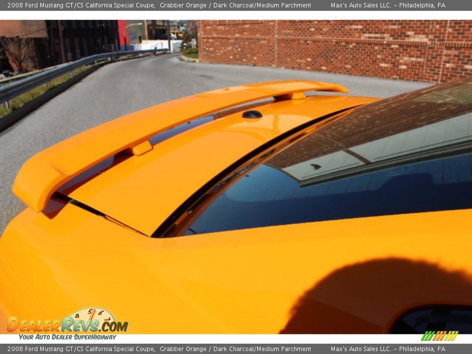 2008 Ford Mustang GT/CS California Special Coupe Grabber Orange / Dark Charcoal/Medium Parchment Photo #26