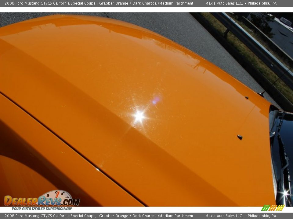 2008 Ford Mustang GT/CS California Special Coupe Grabber Orange / Dark Charcoal/Medium Parchment Photo #31