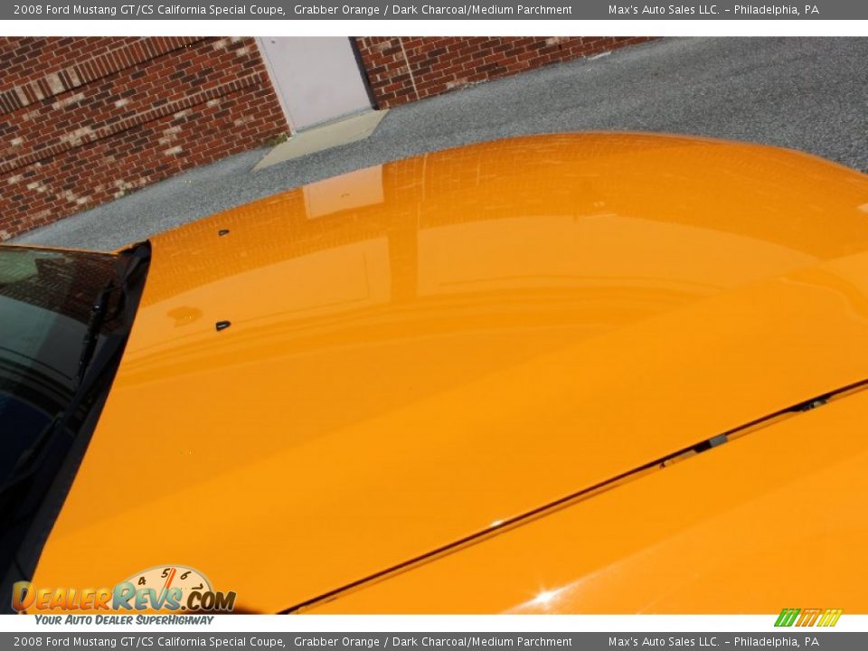 2008 Ford Mustang GT/CS California Special Coupe Grabber Orange / Dark Charcoal/Medium Parchment Photo #32