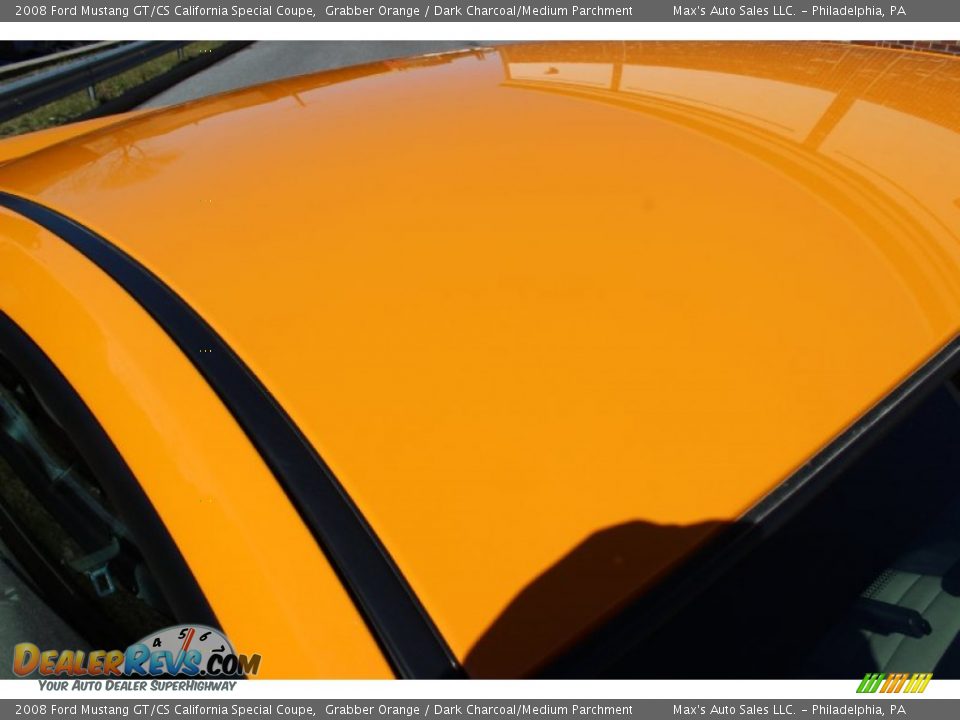 2008 Ford Mustang GT/CS California Special Coupe Grabber Orange / Dark Charcoal/Medium Parchment Photo #33
