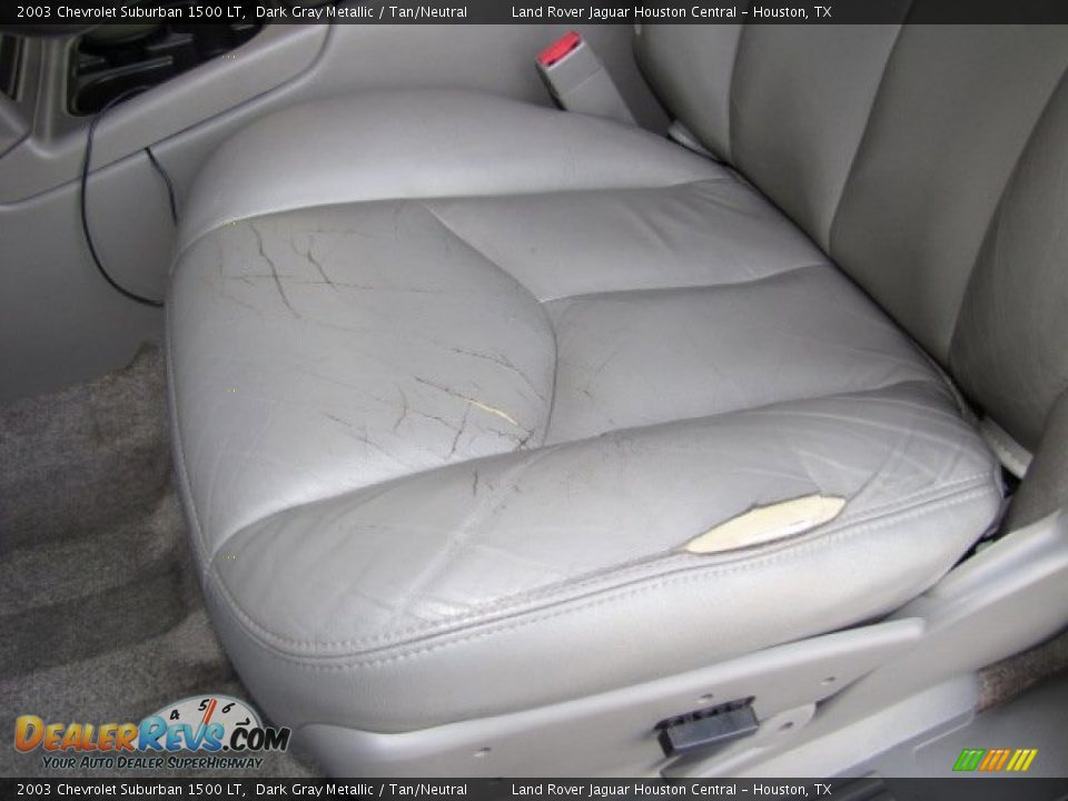 2003 Chevrolet Suburban 1500 LT Dark Gray Metallic / Tan/Neutral Photo #31
