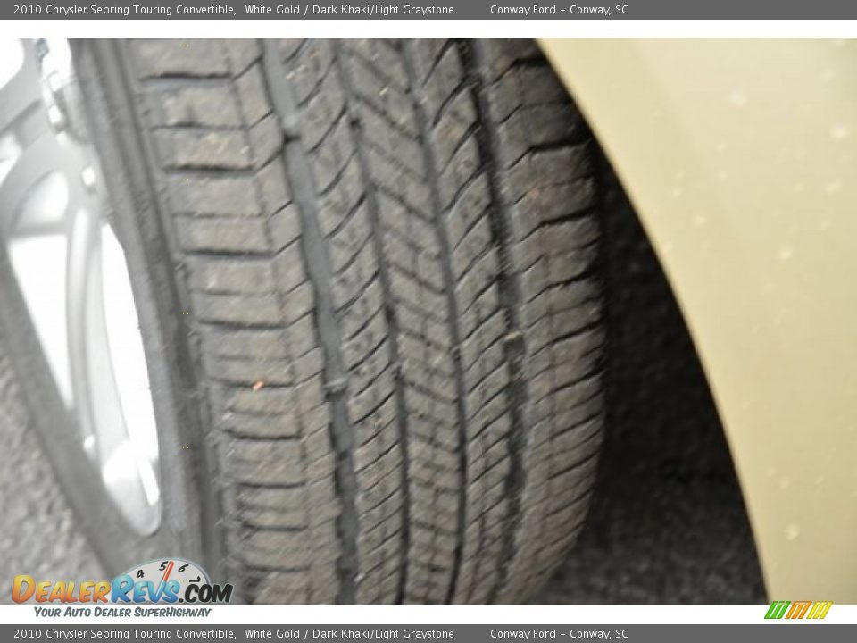 2010 Chrysler Sebring Touring Convertible White Gold / Dark Khaki/Light Graystone Photo #10