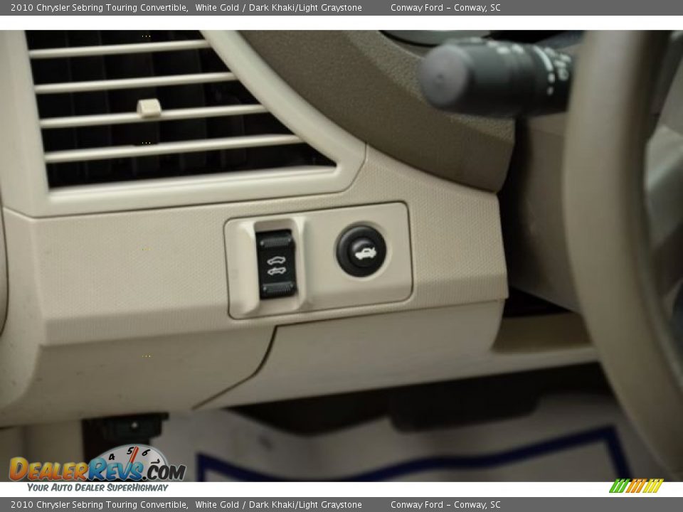 2010 Chrysler Sebring Touring Convertible White Gold / Dark Khaki/Light Graystone Photo #20