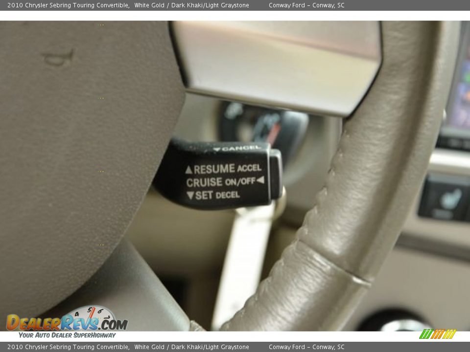 2010 Chrysler Sebring Touring Convertible White Gold / Dark Khaki/Light Graystone Photo #22
