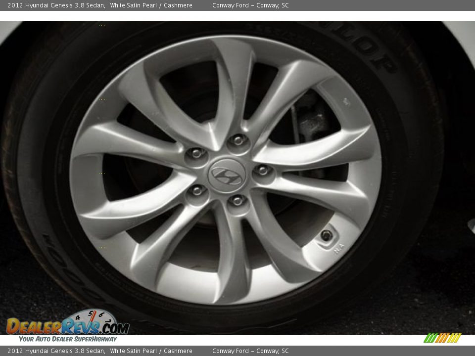 2012 Hyundai Genesis 3.8 Sedan White Satin Pearl / Cashmere Photo #9