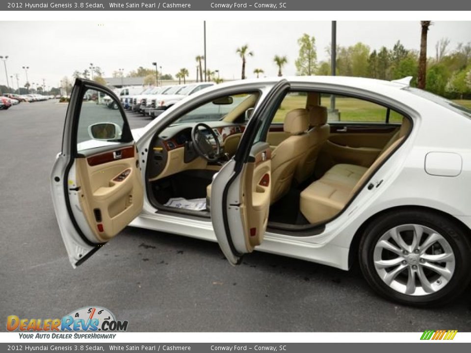 2012 Hyundai Genesis 3.8 Sedan White Satin Pearl / Cashmere Photo #11