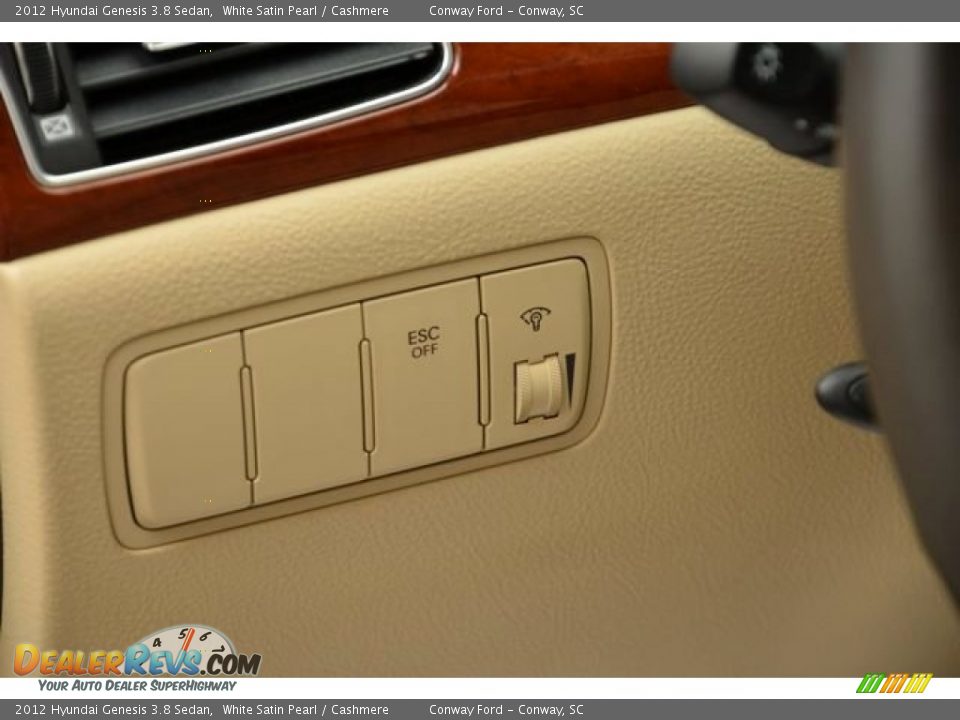 2012 Hyundai Genesis 3.8 Sedan White Satin Pearl / Cashmere Photo #22