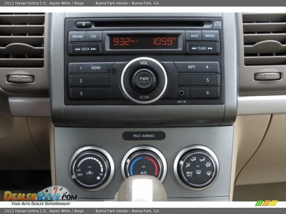 2011 Nissan Sentra 2.0 Aspen White / Beige Photo #3