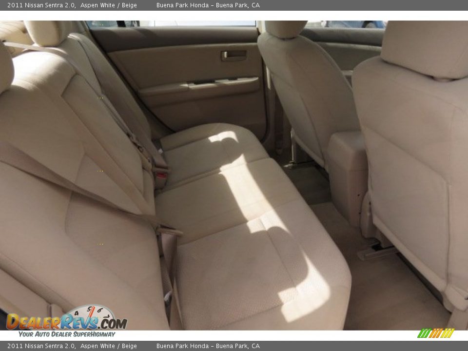 2011 Nissan Sentra 2.0 Aspen White / Beige Photo #7