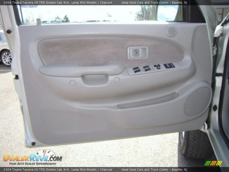 2004 Toyota Tacoma V6 TRD Double Cab 4x4 Lunar Mist Metallic / Charcoal Photo #5