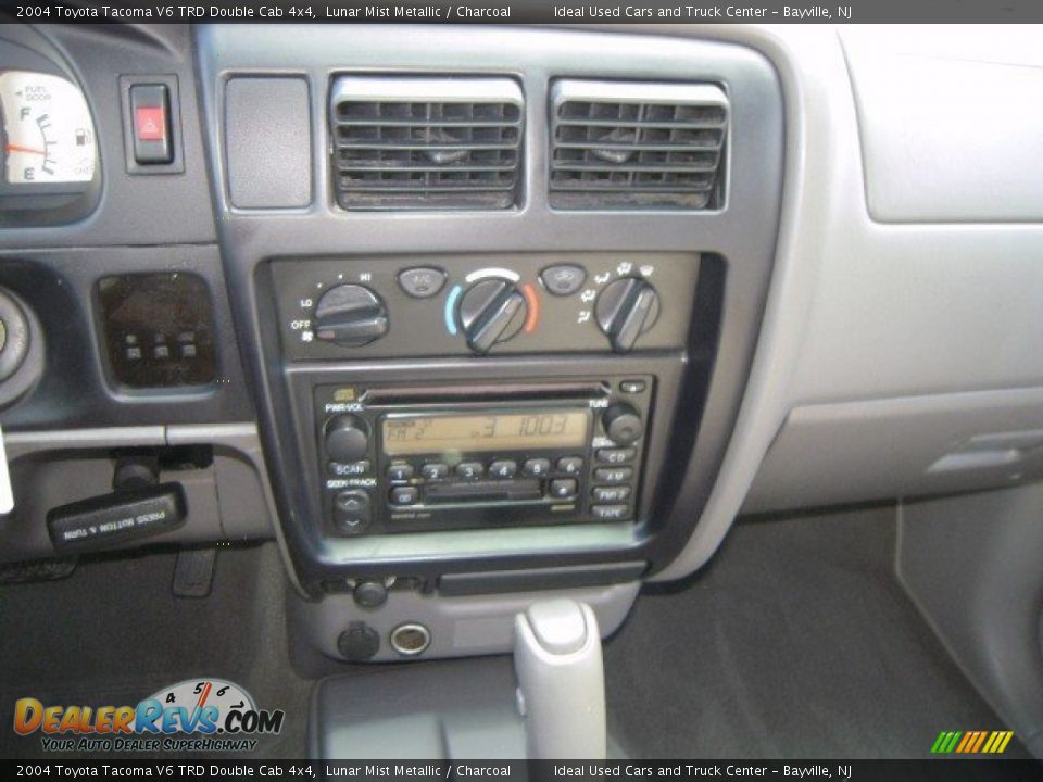 2004 Toyota Tacoma V6 TRD Double Cab 4x4 Lunar Mist Metallic / Charcoal Photo #16