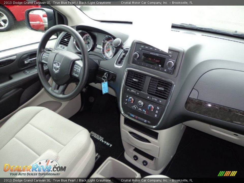 2013 Dodge Grand Caravan SE True Blue Pearl / Black/Light Graystone Photo #13