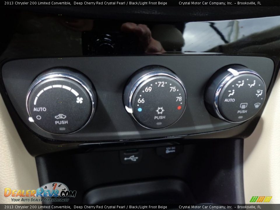 2013 Chrysler 200 Limited Convertible Deep Cherry Red Crystal Pearl / Black/Light Frost Beige Photo #20