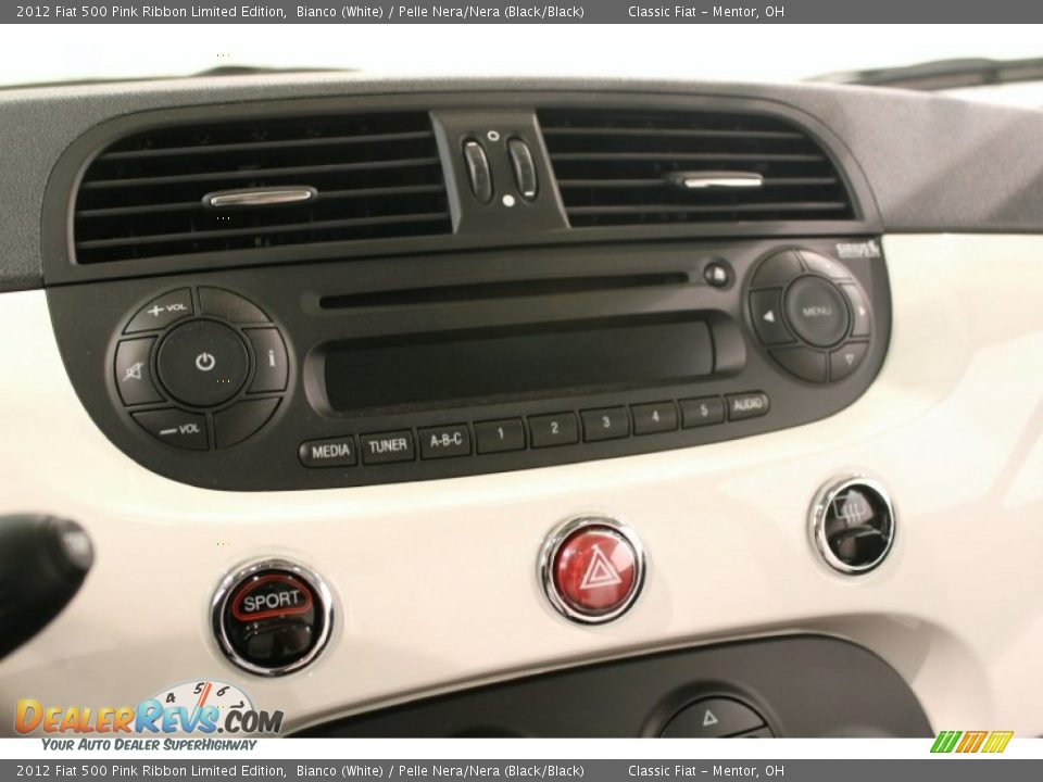 Audio System of 2012 Fiat 500 Pink Ribbon Limited Edition Photo #18