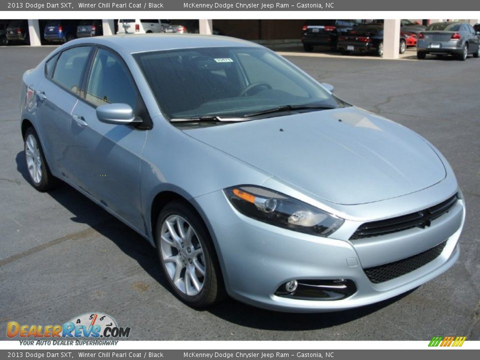 Front 3/4 View of 2013 Dodge Dart SXT Photo #1