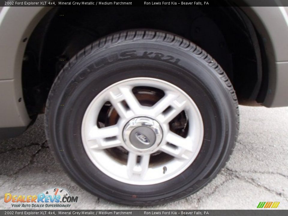 2002 Ford Explorer XLT 4x4 Mineral Grey Metallic / Medium Parchment Photo #9