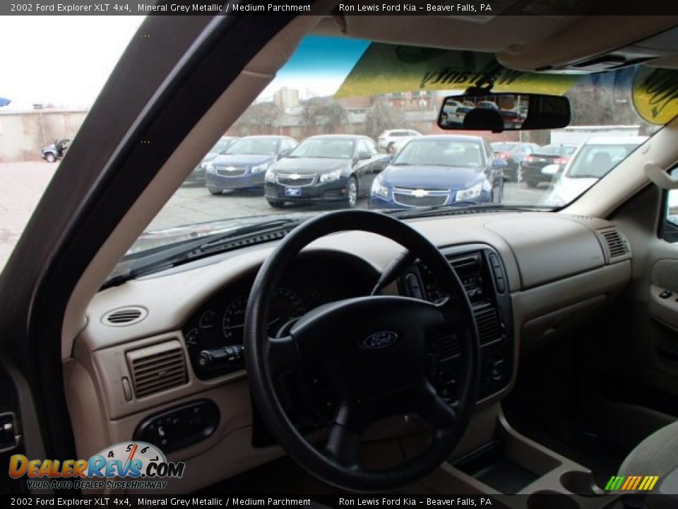 2002 Ford Explorer XLT 4x4 Mineral Grey Metallic / Medium Parchment Photo #10