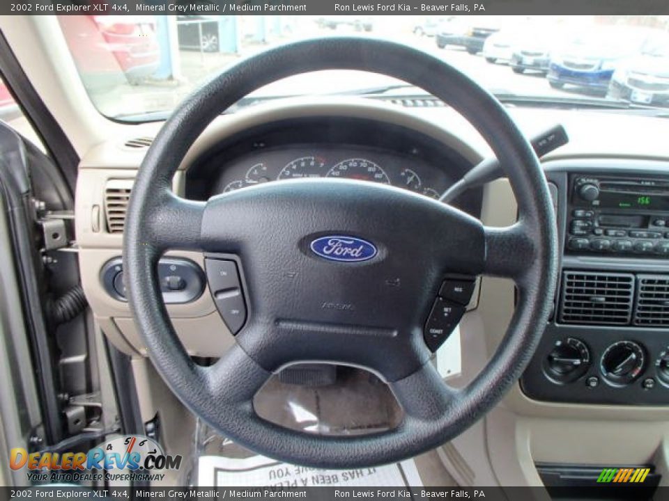 2002 Ford Explorer XLT 4x4 Steering Wheel Photo #18