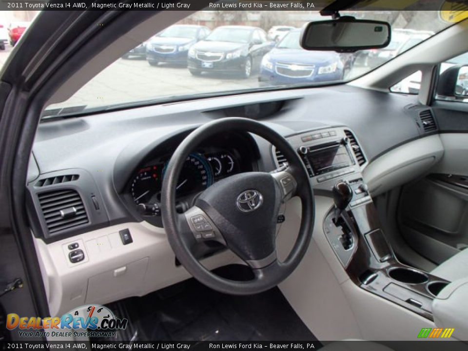 2011 Toyota Venza I4 AWD Magnetic Gray Metallic / Light Gray Photo #10