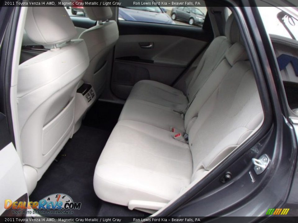 2011 Toyota Venza I4 AWD Magnetic Gray Metallic / Light Gray Photo #13