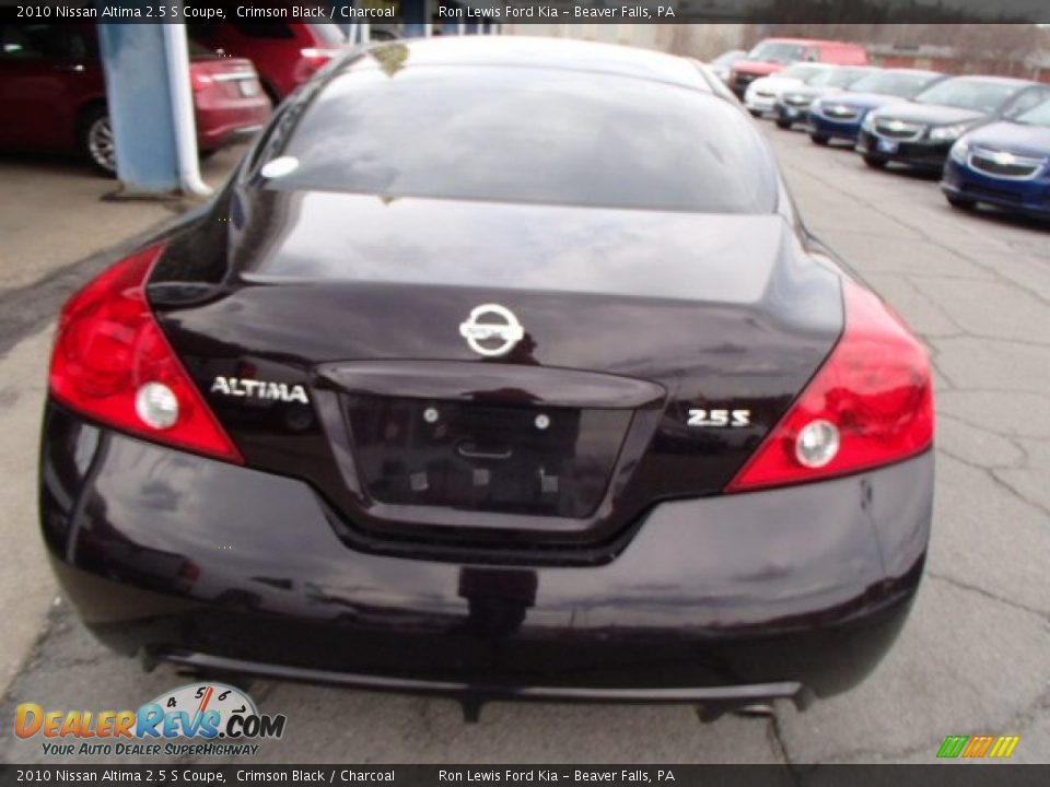 2010 Nissan Altima 2.5 S Coupe Crimson Black / Charcoal Photo #7
