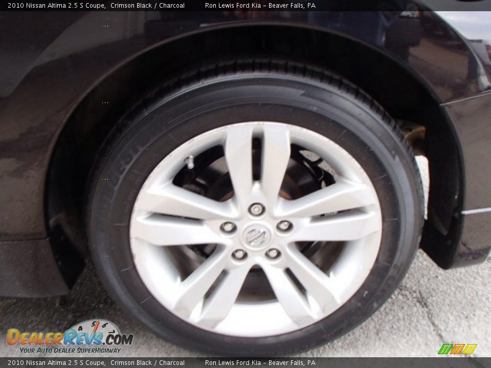 2010 Nissan Altima 2.5 S Coupe Crimson Black / Charcoal Photo #9