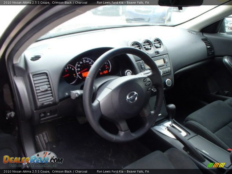2010 Nissan Altima 2.5 S Coupe Crimson Black / Charcoal Photo #10