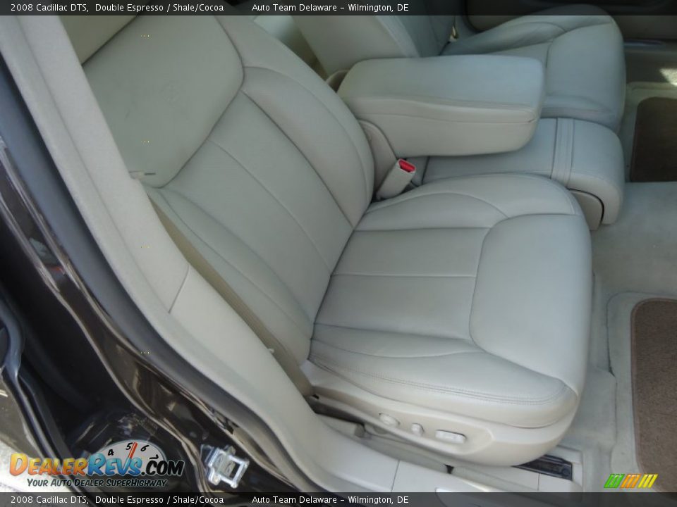 2008 Cadillac DTS Double Espresso / Shale/Cocoa Photo #16