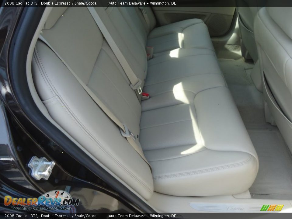 2008 Cadillac DTS Double Espresso / Shale/Cocoa Photo #17