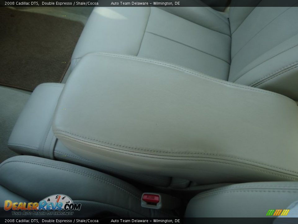 2008 Cadillac DTS Double Espresso / Shale/Cocoa Photo #33
