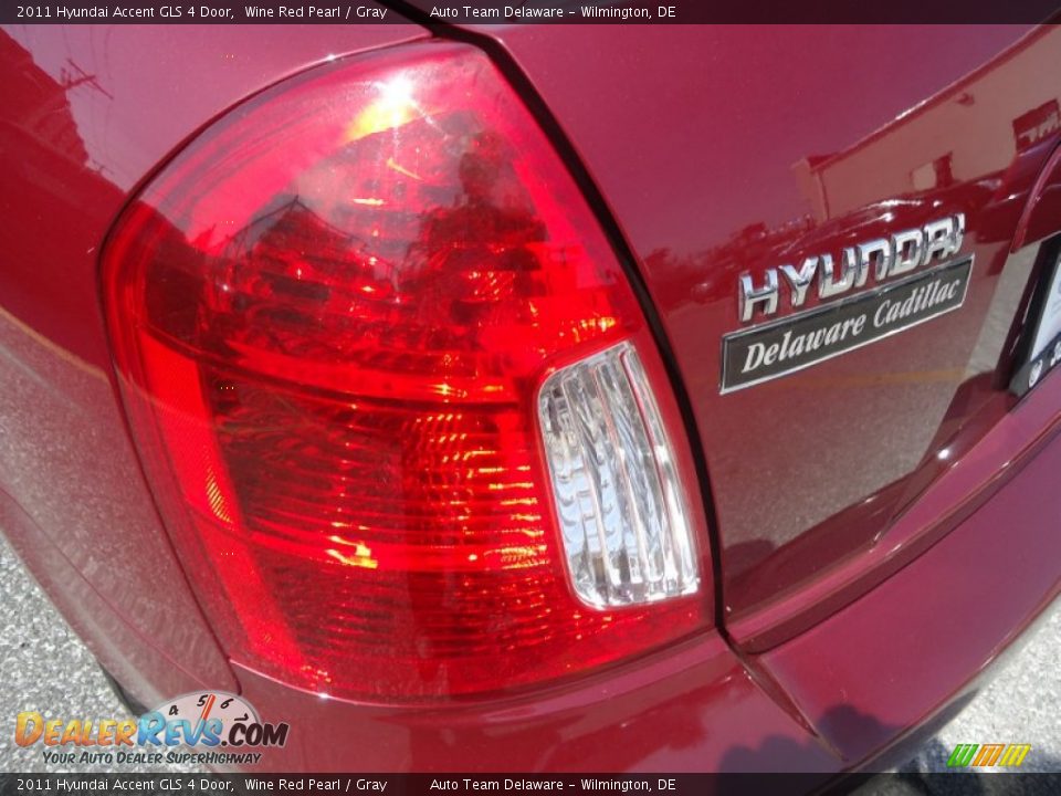 2011 Hyundai Accent GLS 4 Door Wine Red Pearl / Gray Photo #32