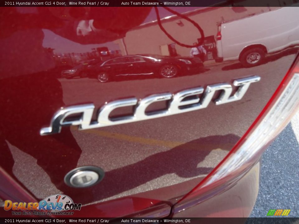 2011 Hyundai Accent GLS 4 Door Wine Red Pearl / Gray Photo #33