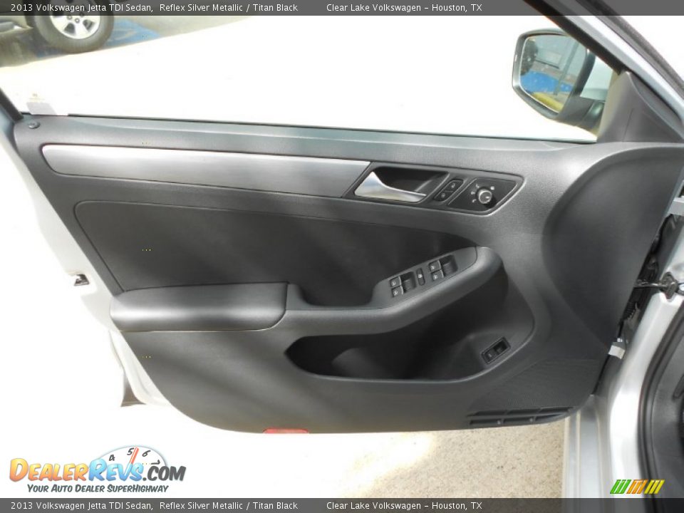 2013 Volkswagen Jetta TDI Sedan Reflex Silver Metallic / Titan Black Photo #10