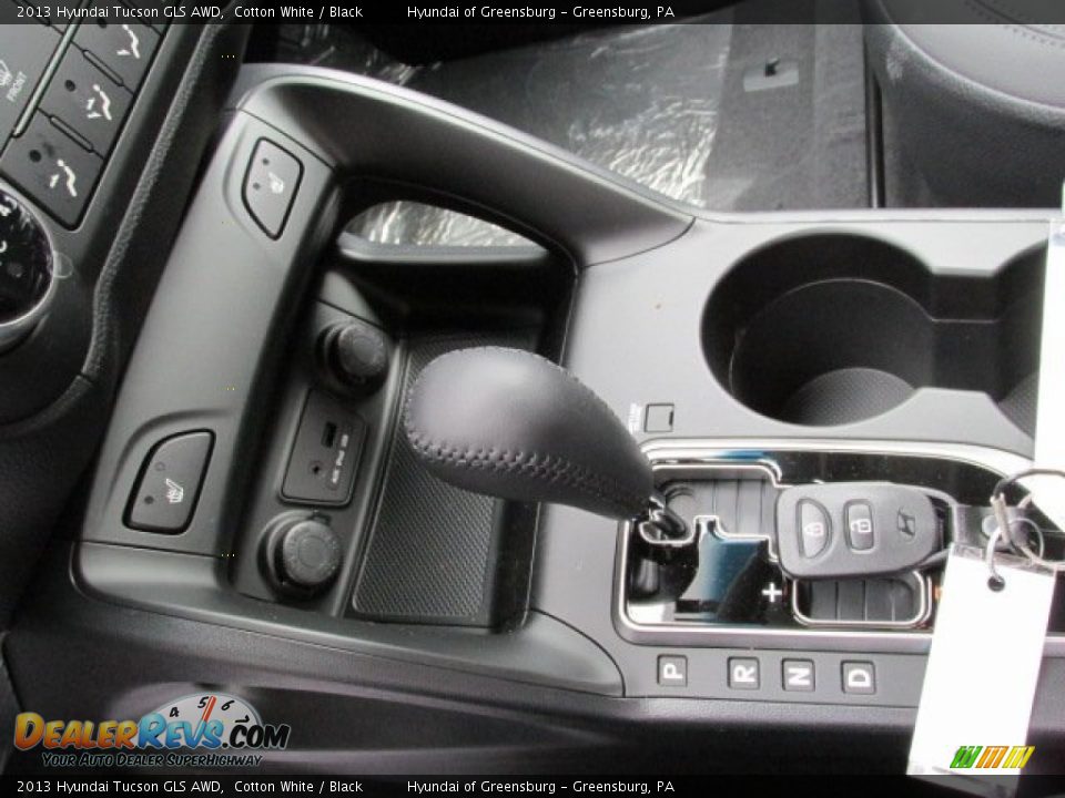 2013 Hyundai Tucson GLS AWD Cotton White / Black Photo #8