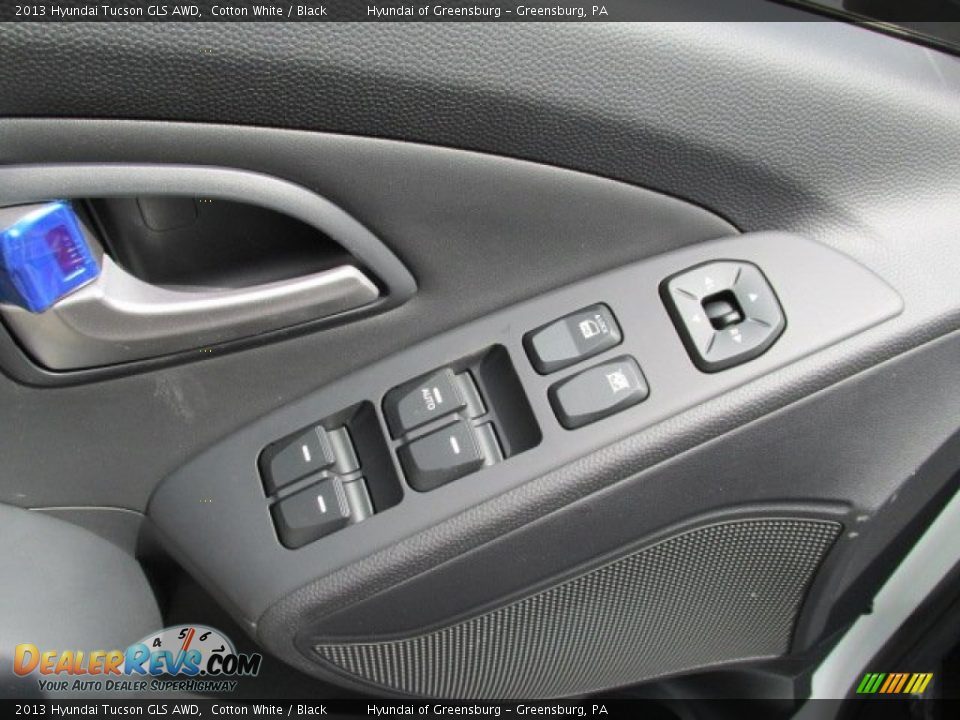 2013 Hyundai Tucson GLS AWD Cotton White / Black Photo #5